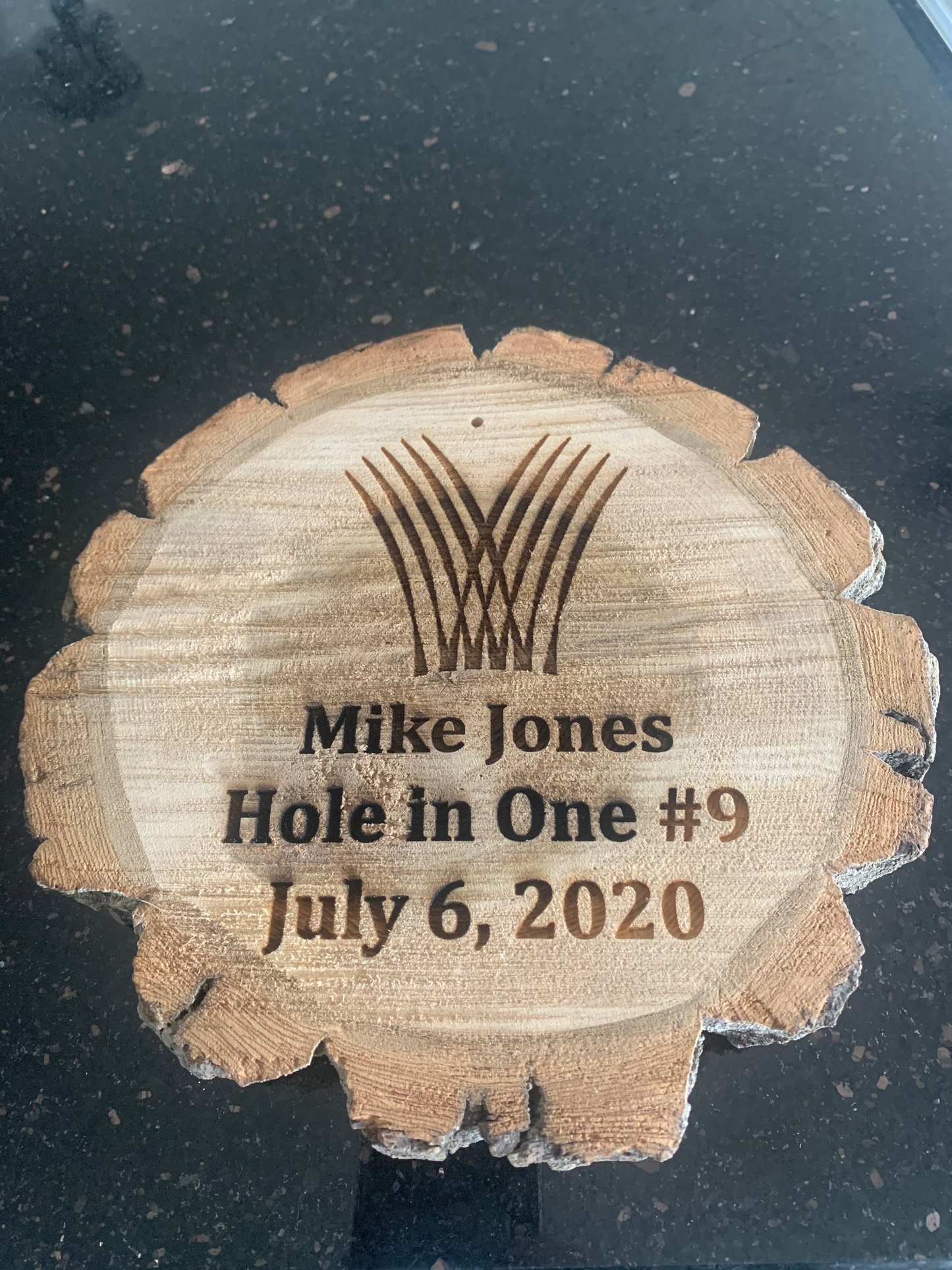 Hole in One Wooden Log - Blackwolf Golf