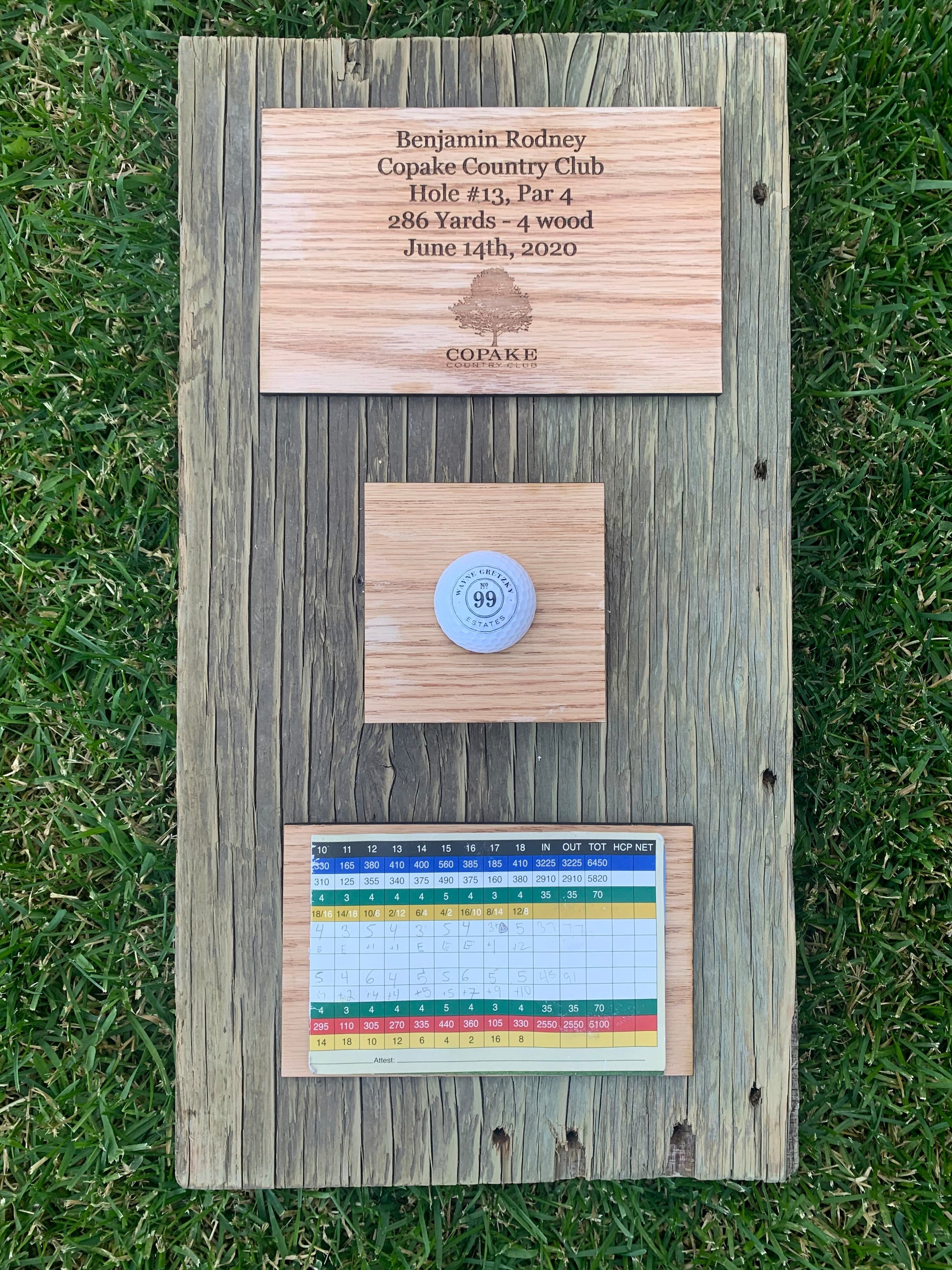 Hole in One display unit - Blackwolf Golf